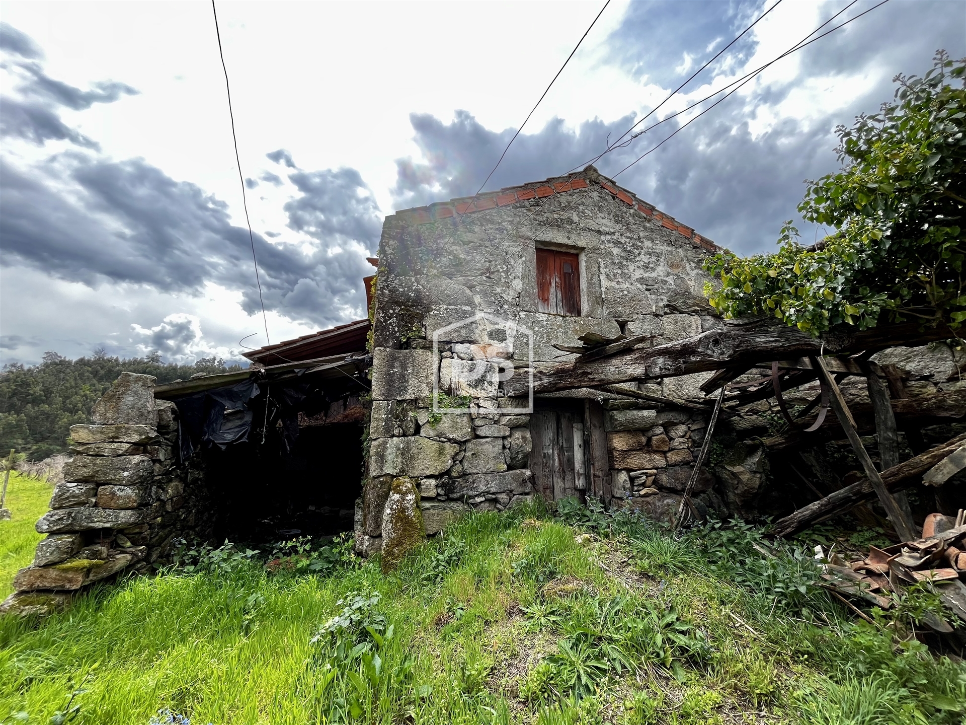 Detached house to restore T3